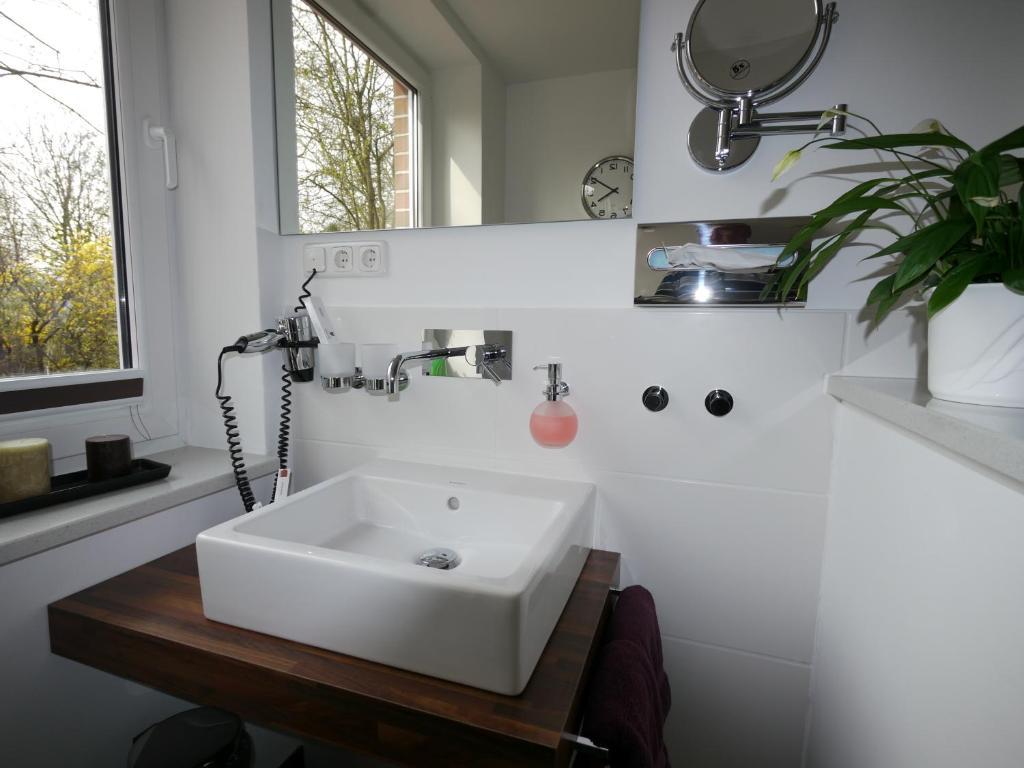 Gasthof Oldenwoehrden Room photo